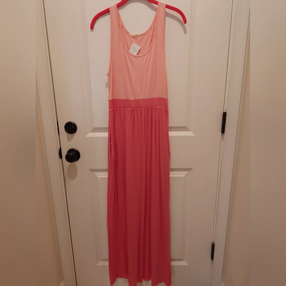 Casual Maxi Dress - Picture 1 of 4
